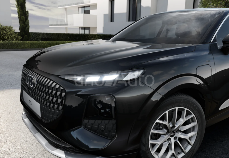 Q3 Sportback e-hybrid Business S tronic 200kW