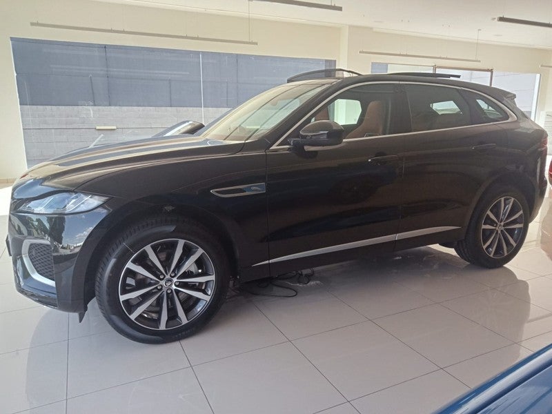 F-Pace 2.0D l4 MHEV R-Dynamic S Aut. AWD 204