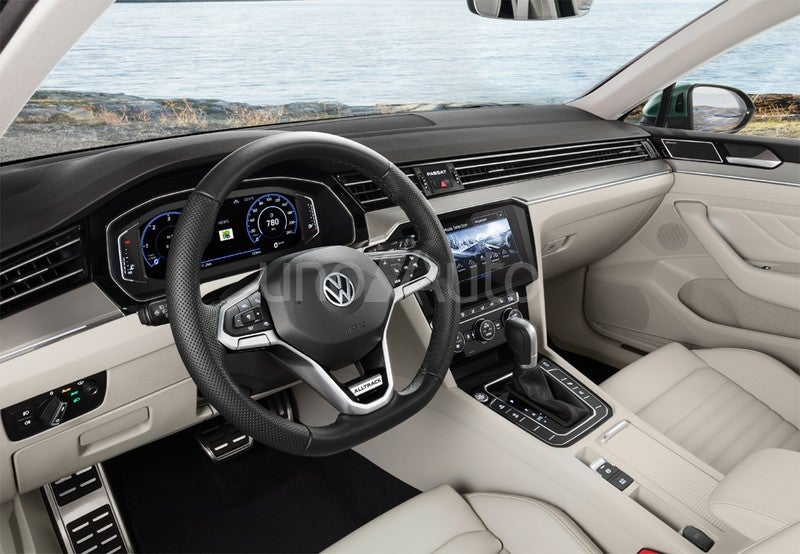 VOLKSWAGEN Passat Alltrack
