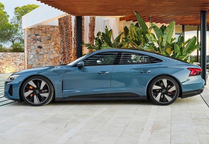 AUDI e-tron GT