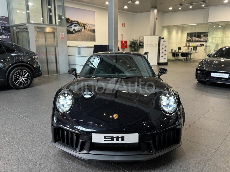 911 Carrera 4 GTS