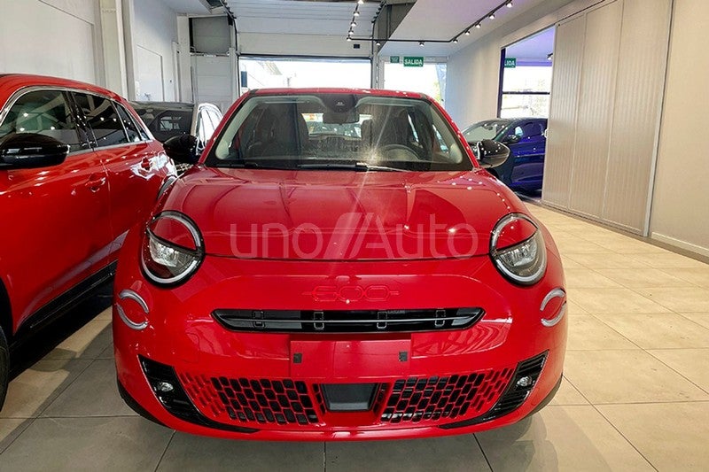 e RED 54kwh 115kw (156cv)