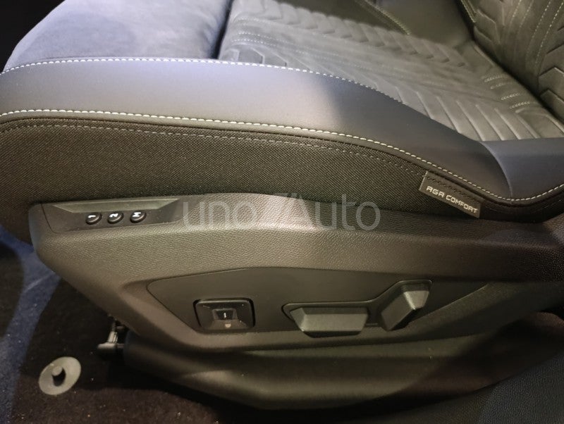 3008 Hybrid GT Exclusive eDCS6 145