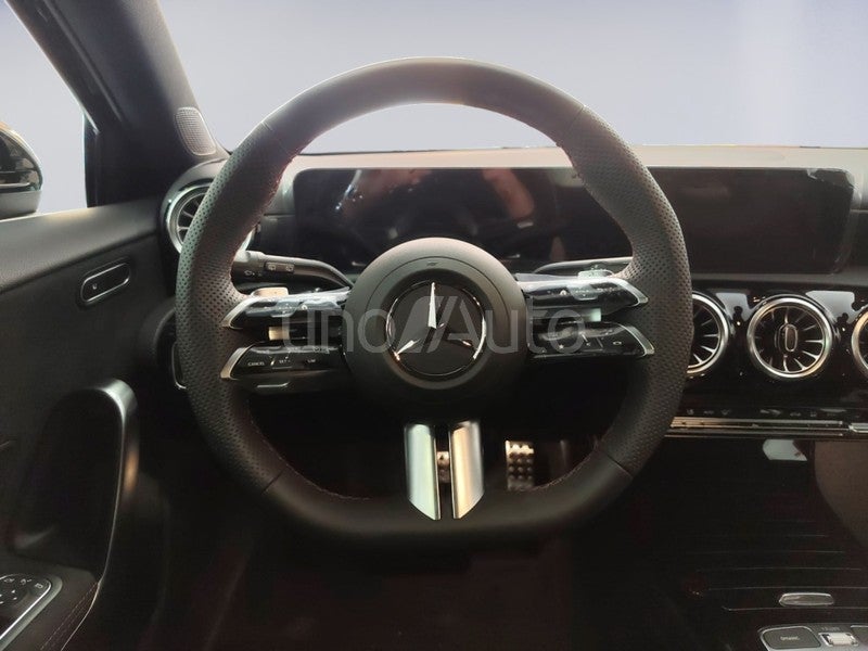 A 180d Progressive Line Advanced 8G-DCT