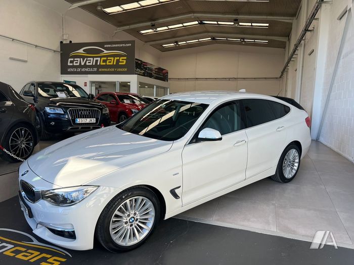 BMW Serie 3 (2014) - 16.900 € en Navarra