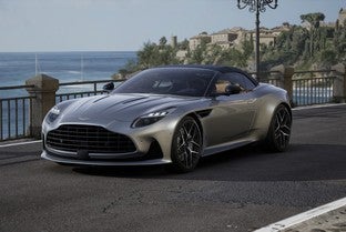 ASTON MARTIN DB12 Volante