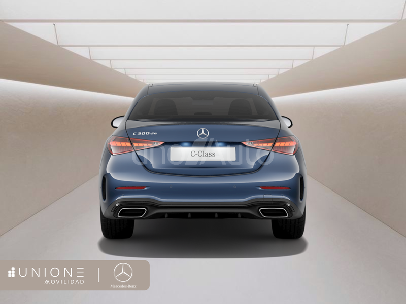 300 de con tecnología híbrida EQ