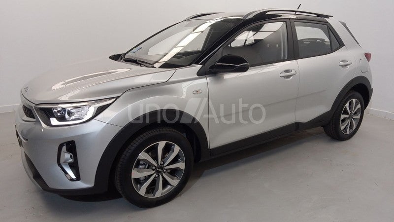 Stonic 1.0 T-GDi MHEV Concept 100