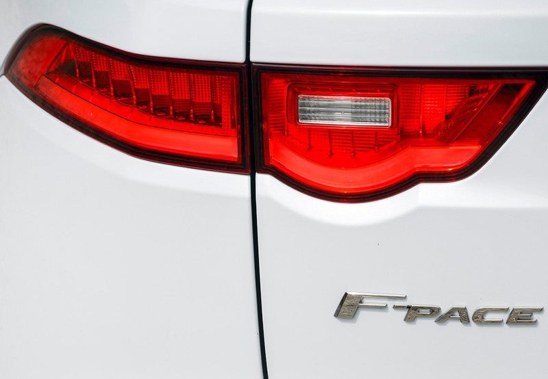 F-Pace 2.0i4D Portfolio RWD 163