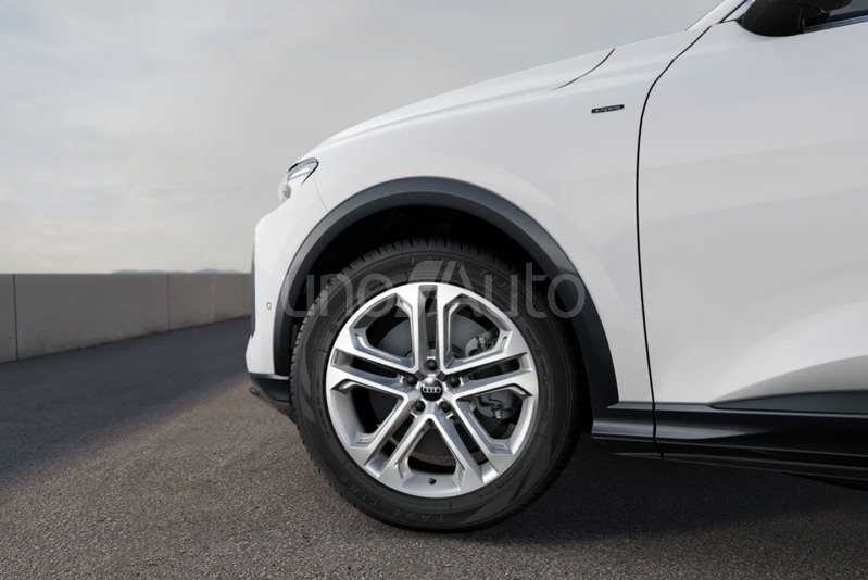 Q5 e-hybrid Advanced quattro S tronic 220kW