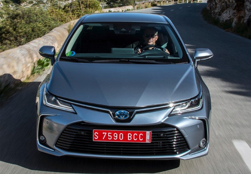Corolla Sedán 125H Active Tech