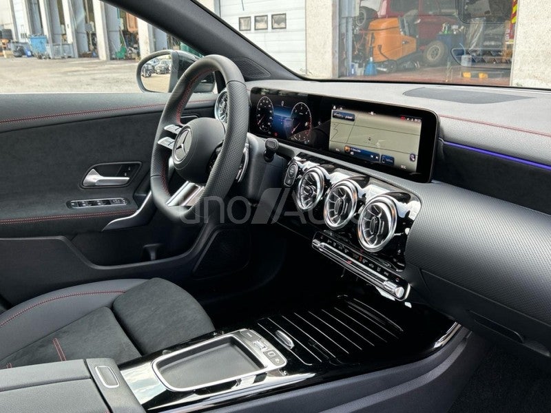 CLA 220d