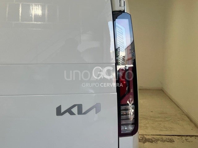 PV5 Cargo L2H1 Long Range Essential