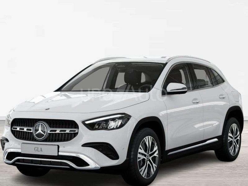 CLASE GLA 250 e con tecnología híbrida EQ