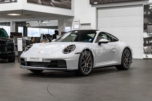 PORSCHE 911 Carrera 4S Coupé PDK
