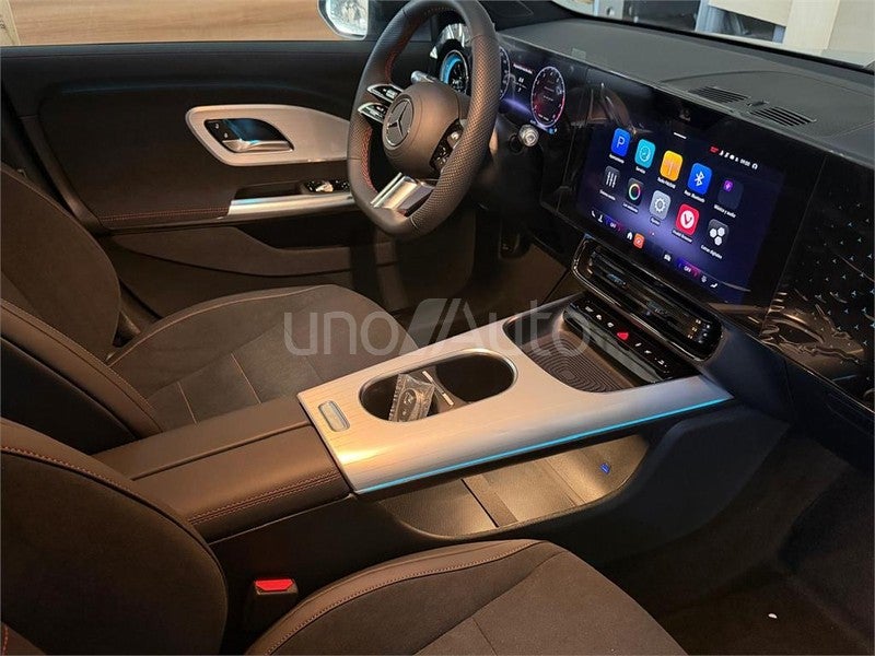 CLASE CLA 180 con tecnología híbrida