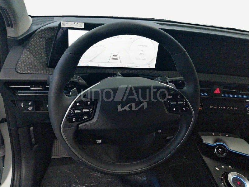Plus Edition 774kWh 168kW RWD Long R