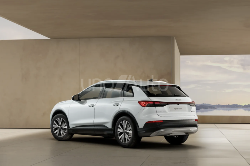 Q4 e-tron 40 Advanced 150kW 63KWh