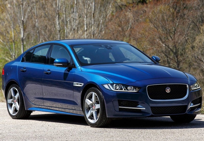 XE 2.0 I4 Pure Aut. 250
