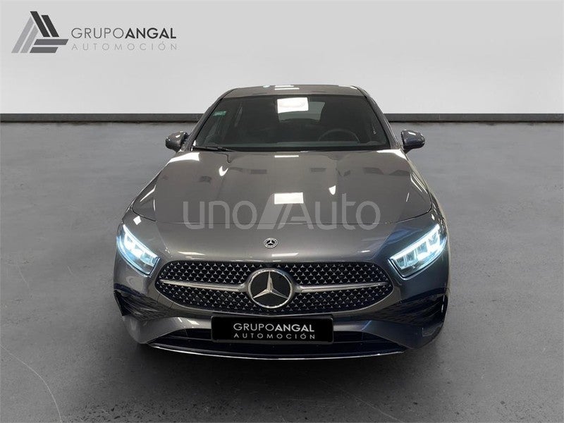 CLASE A 250 e con tecnología híbrida EQ