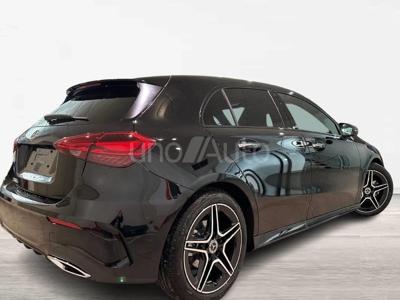 CLASE A 250 e con tecnología híbrida EQ