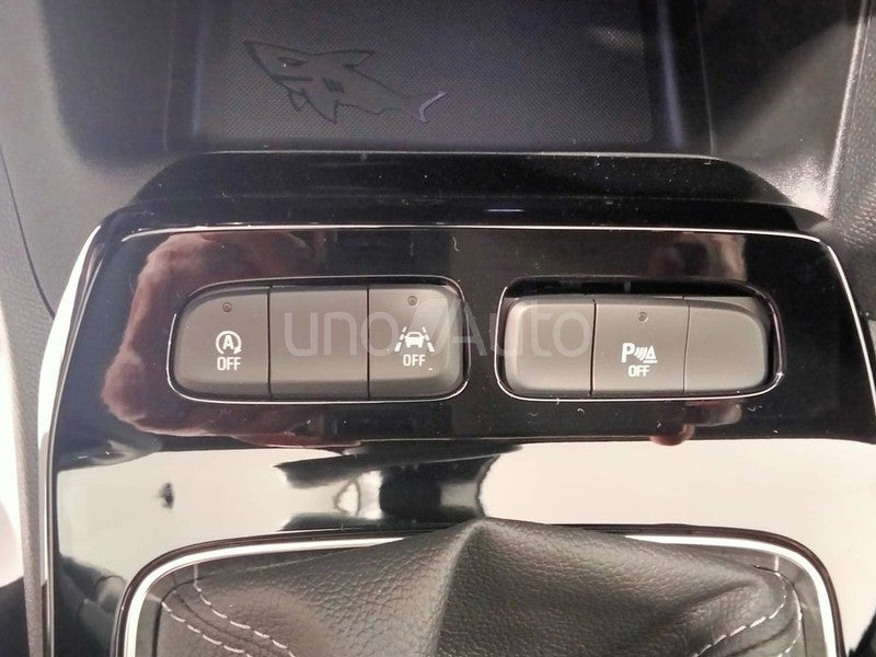 1.2 T 100kW (136 CV) Black Edition