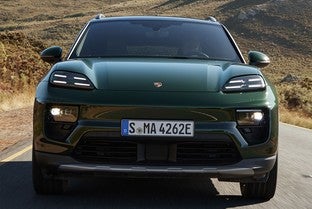 PORSCHE Macan 4