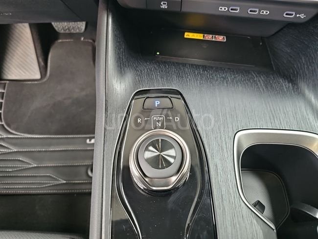 RZ 350e e-Premium Efficiency FWD