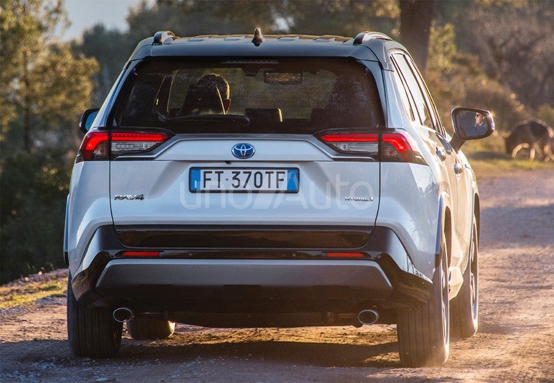 RAV-4 2.5 hybrid 2WD Style