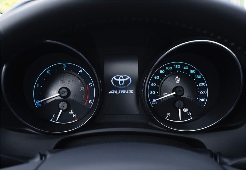 Auris Touring Sports hybrid 140H Advance