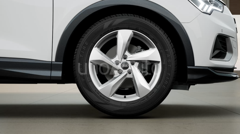 Q3 35 TFSI Advanced