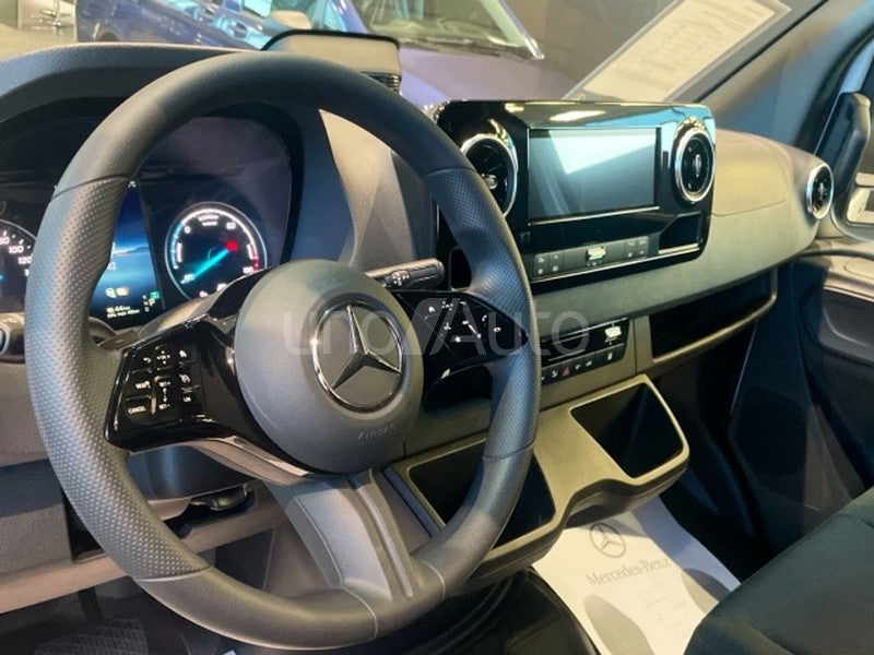 eSprinter Furgón 320 Medio Pro