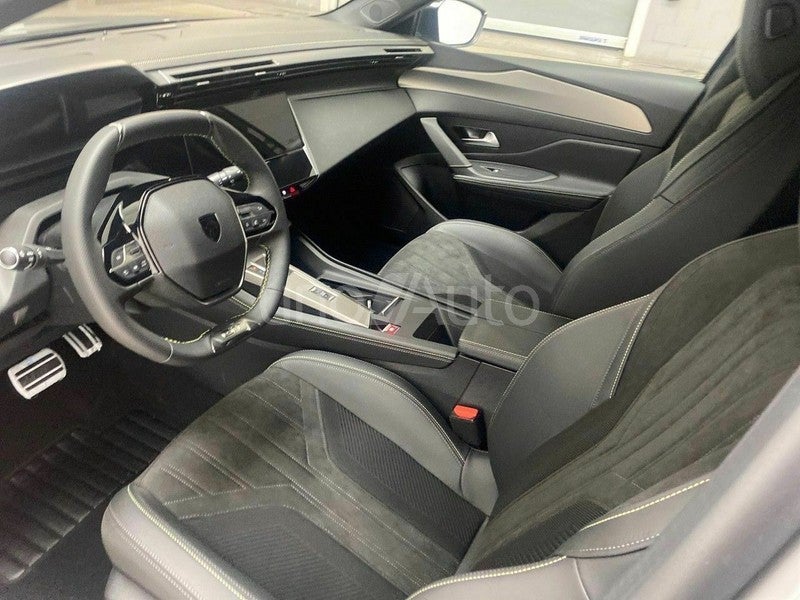 SW GT Hybrid 225 eEAT8