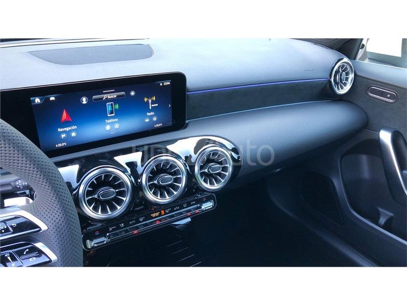 A 250 e con tecnología híbrida EQ
