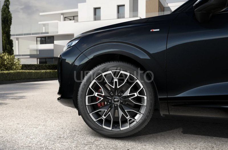 Q3 2.0 TDI Black line S tronic 110kW