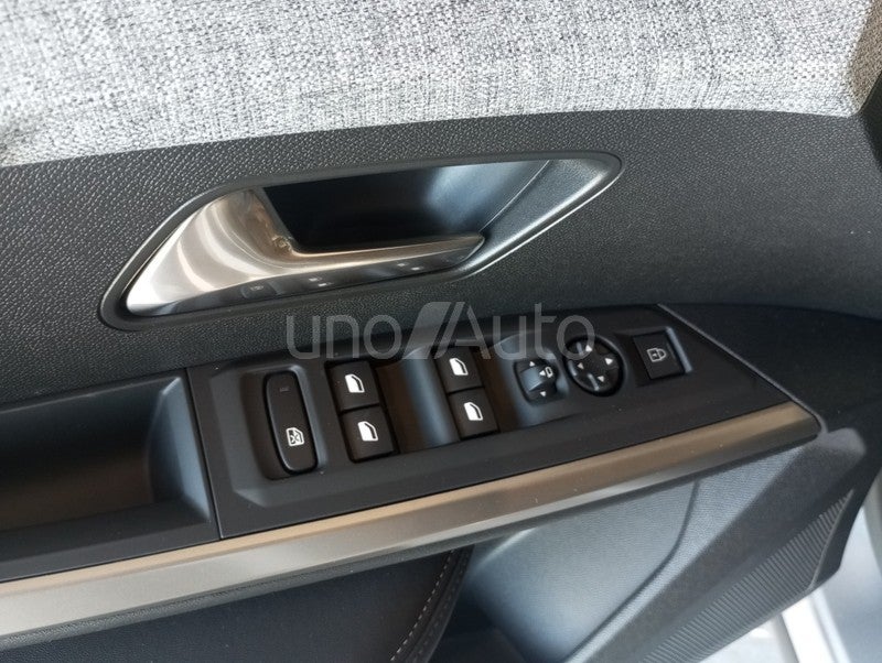 5008 Hybrid 136 Allure eDCS6