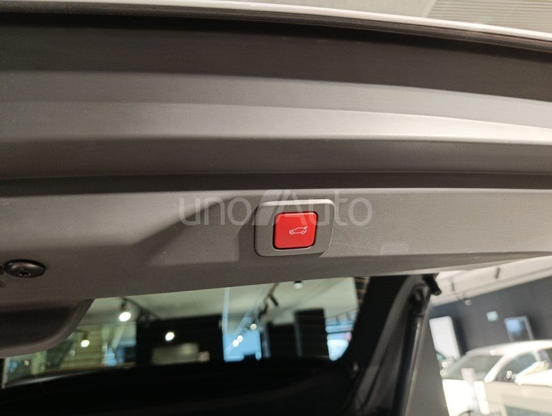 3008 Hybrid GT Exclusive eDCS6 145