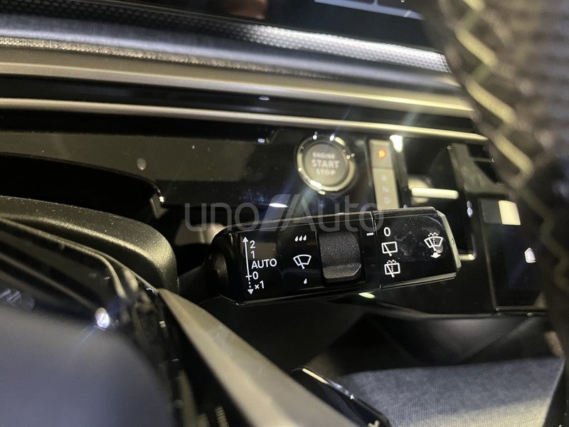 5008 Hybrid 136 GT eDCS6