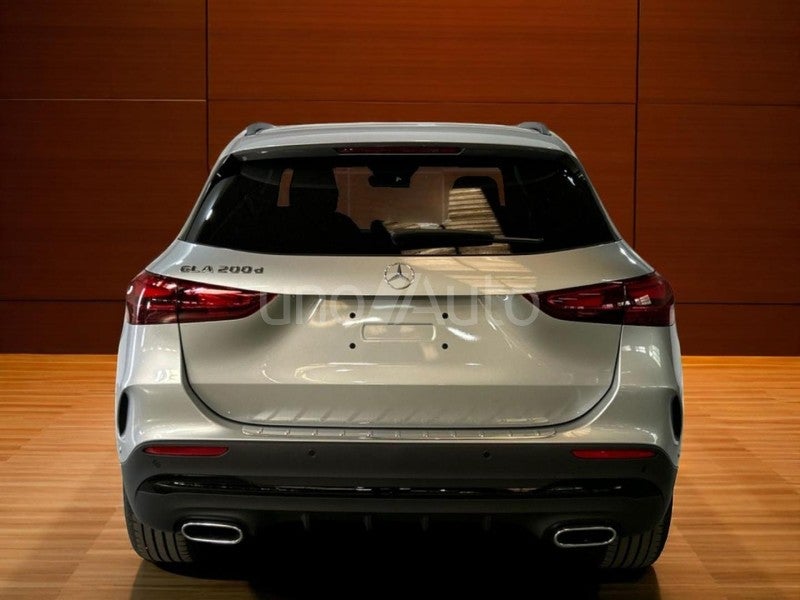 GLA 200d 8G-DCT