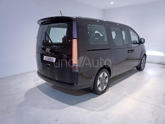 Staria HEV 1.6 TGDI Style