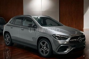 MERCEDES-BENZ Clase GLA 200d 8G-DCT