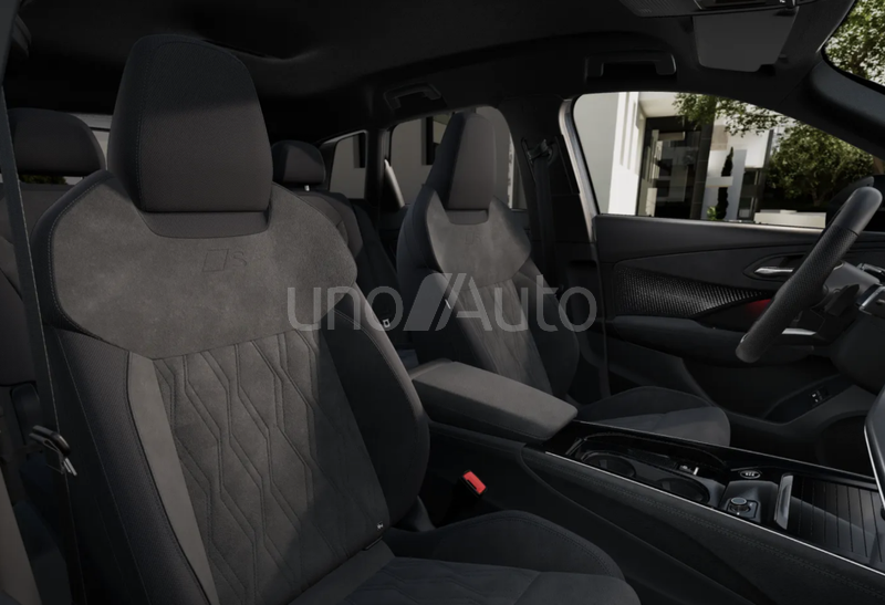 Q3 e-hybrid Black Line S tronic 200kW