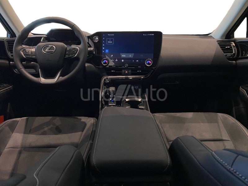 NX 350h Premium 2WD