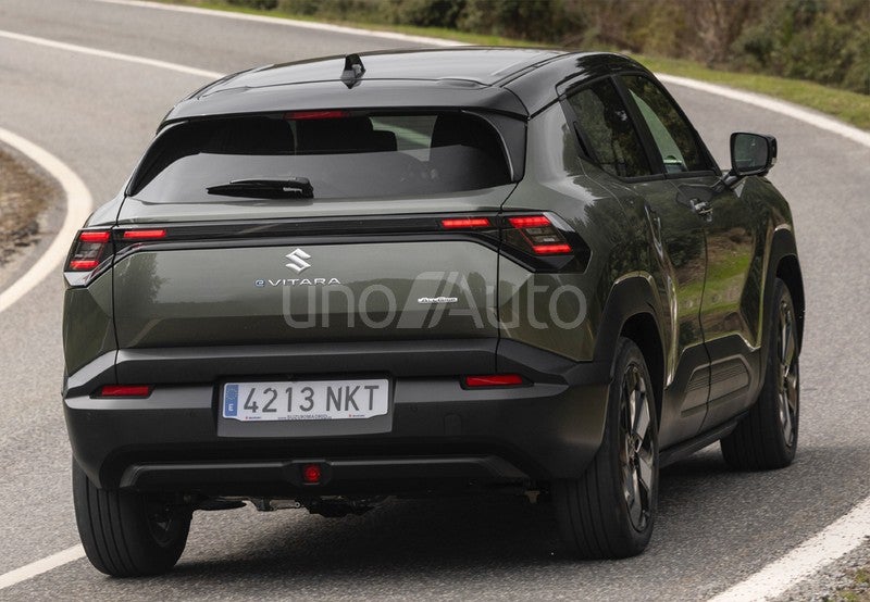 e-Vitara 61kWh 4WD S2