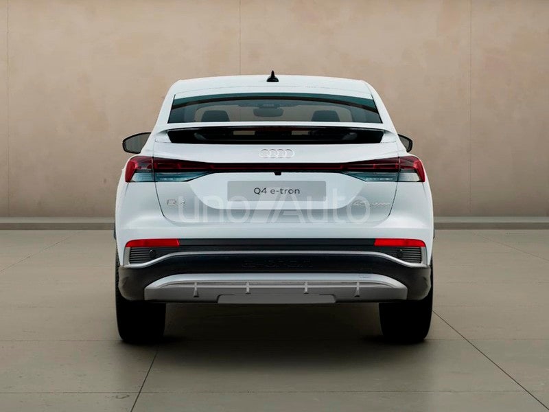 Q4 e-tron Sportback 45 Genuine edition 82KWh