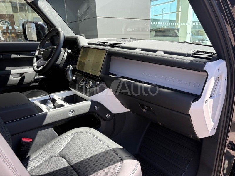 Defender 110 3.0D l6 MHEV S AWD Aut. 250