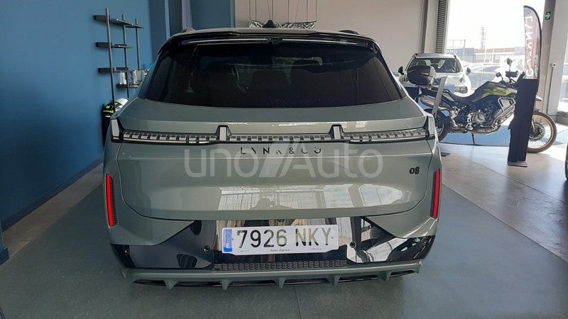 LYNK&CO 08 MORE