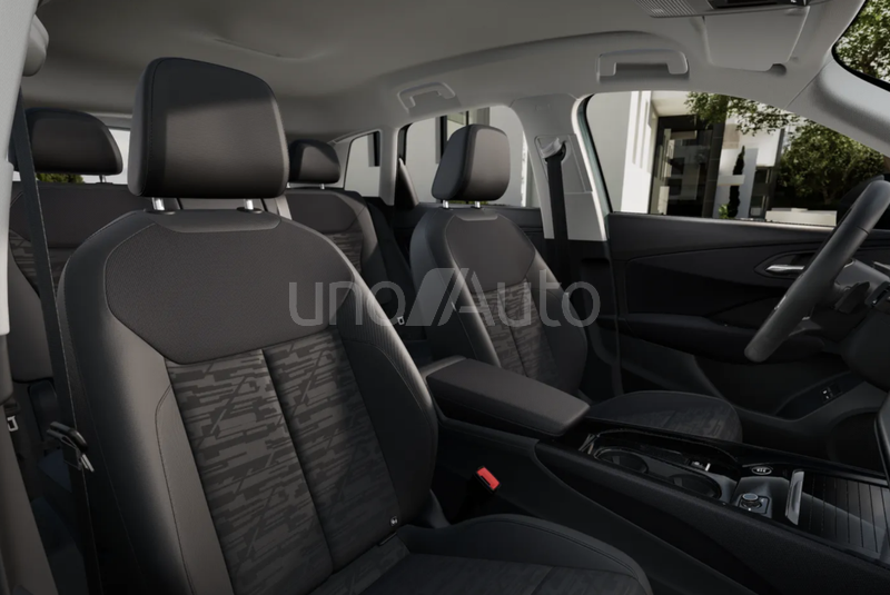 Q3 e-hybrid Advanced S tronic 200kW