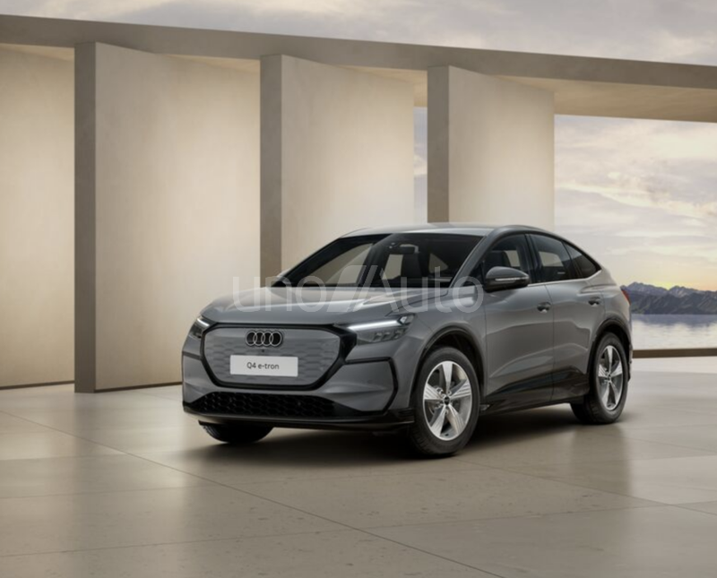 Q4 e-tron Sportback Business 150kW 63KWh
