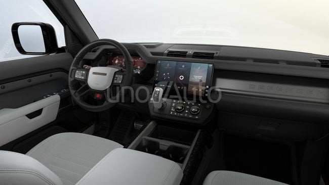 4.4 V8 635 Octa 110 Auto 4WD